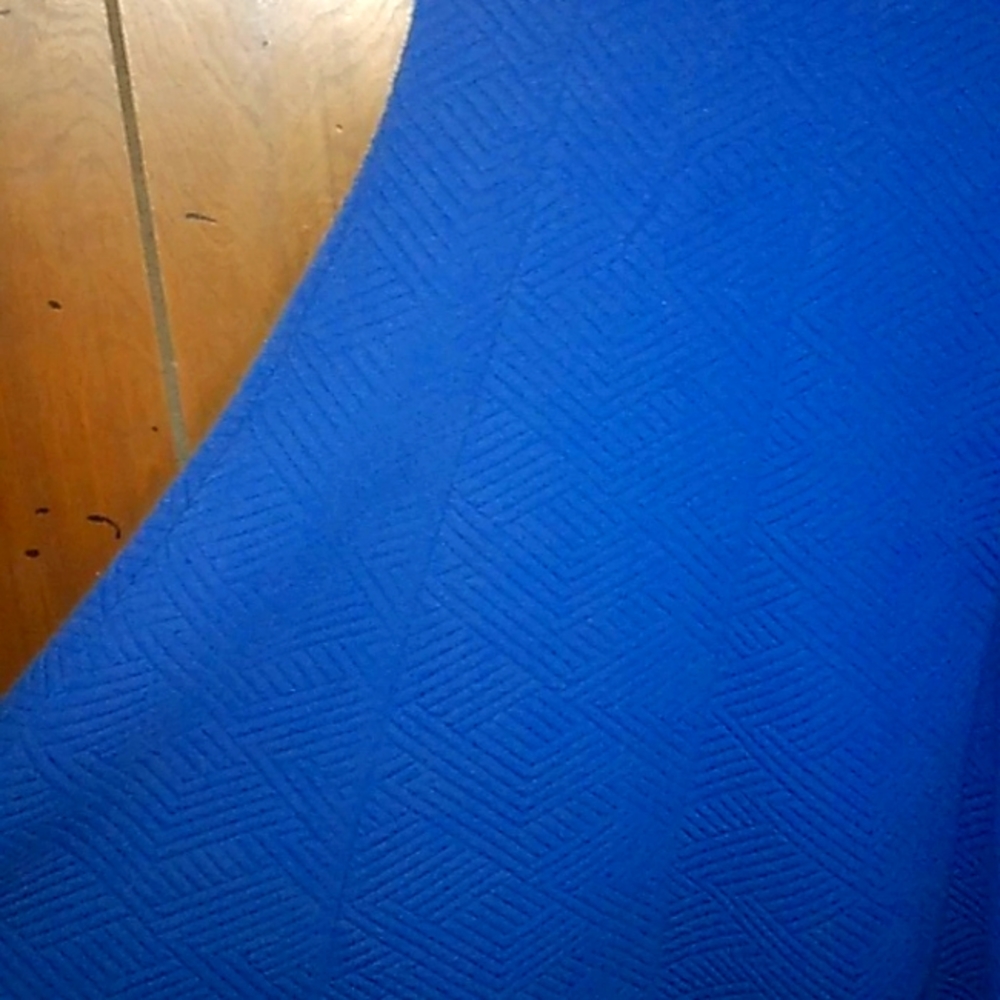 Textured Dress - Picture 4 of 4